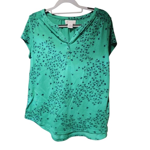 Liz Claiborne Tops - Liz Claiborne Women’s Top Size Small Green Floral V-Neck Short Sleeve Blouse